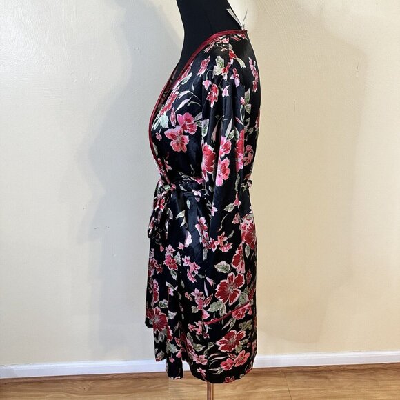 Adonna Womens Black and Red Floral Lightweight Robe Size Medium - Picture 7 of 11
